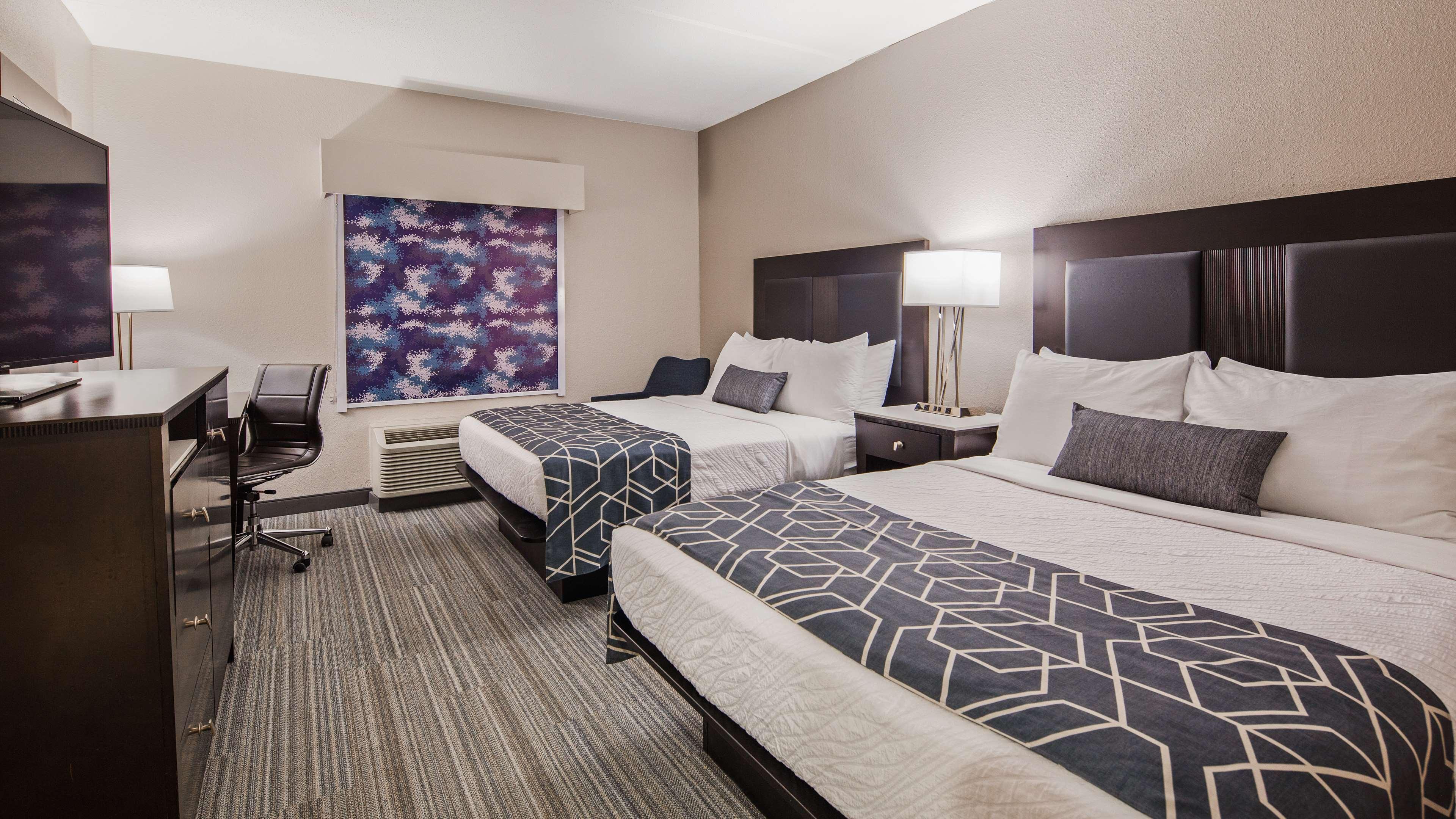 Best Western Plus Wilkes Barre-Scranton Airport Hotel Pittston Экстерьер фото