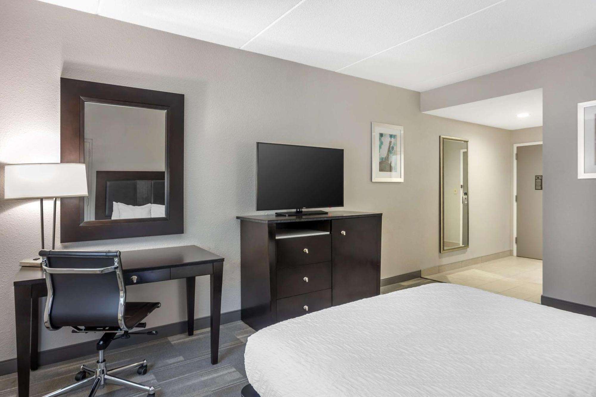 Best Western Plus Wilkes Barre-Scranton Airport Hotel Pittston Экстерьер фото